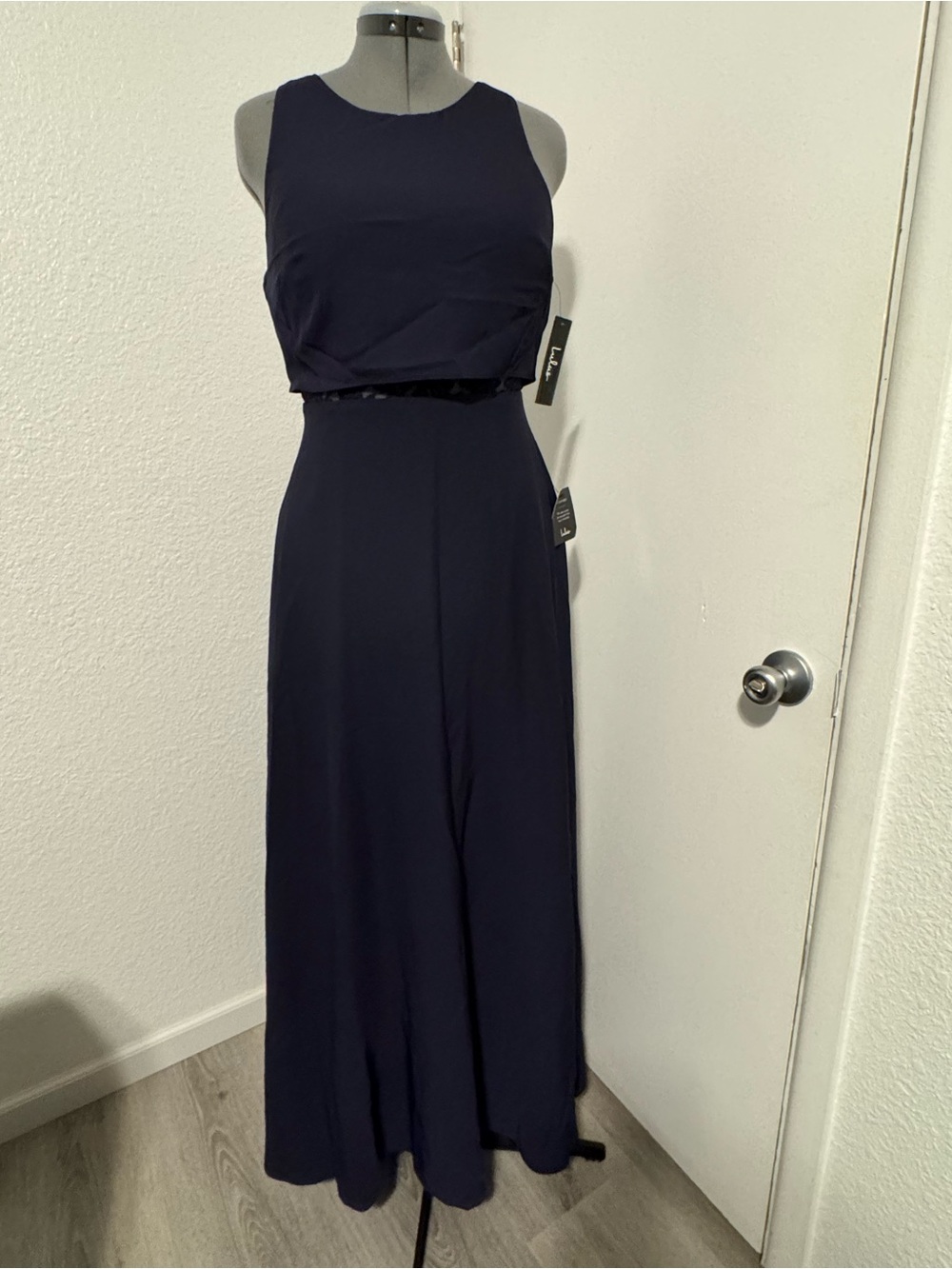 NWT Lulu’s Gown Navy Size M